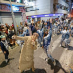 Fiestas_desfile-humor-33