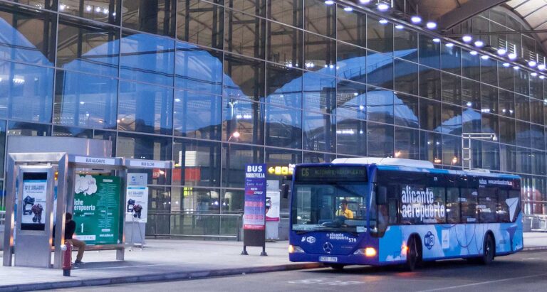 Alicante Flyplass (ALC)- Transport med taxi, buss eller leiebil? Alicante Flyplass (ALC)- Transport med taxi, buss eller leiebil?