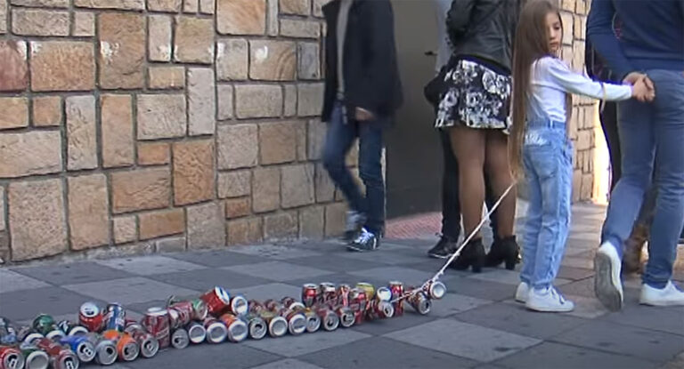 Spanias mest bråkete jule-tradisjon Spanias mest bråkete jule-tradisjon