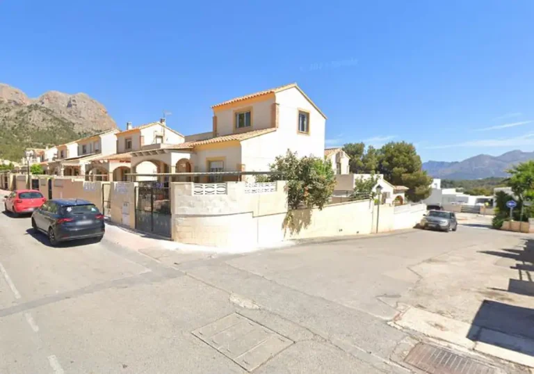 Mobiliserer mot okkupert hus i nabolaget