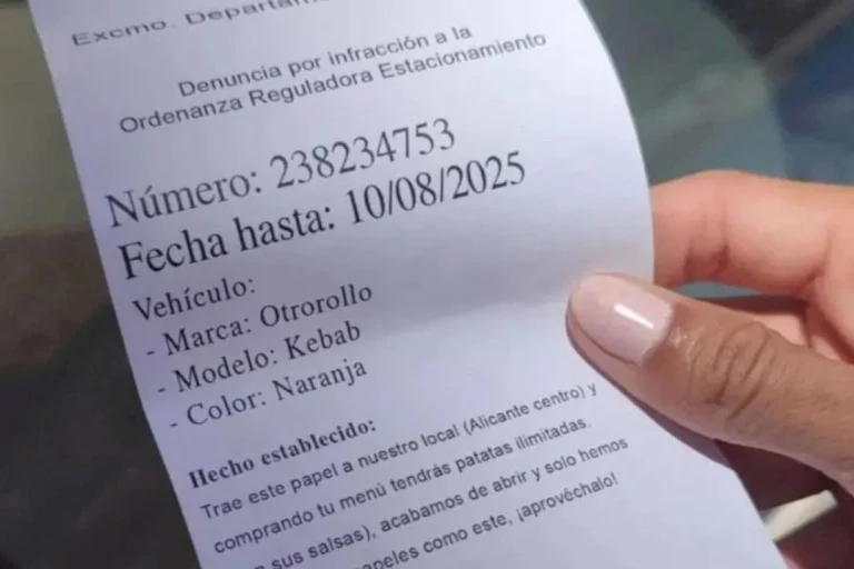 Politiet etterforsker kebab-reklame «forkledd» som parkeringsbøter