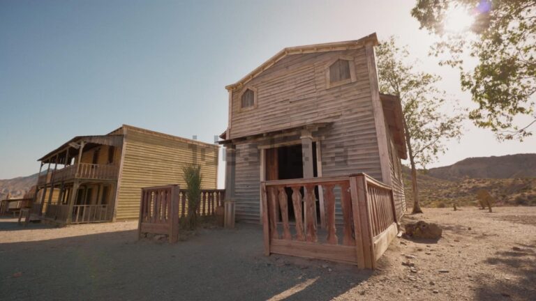 Sheriffkontor, saloon og galge: Sergio Leones westernby i Almería legges ut for salg